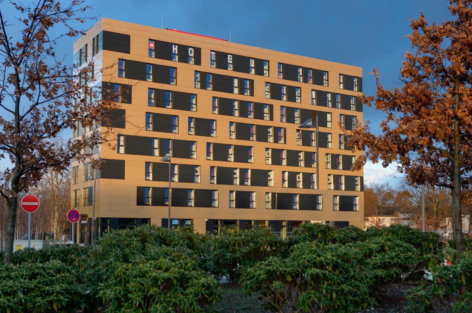 Meininger Frankfurt Main / Airport 3*